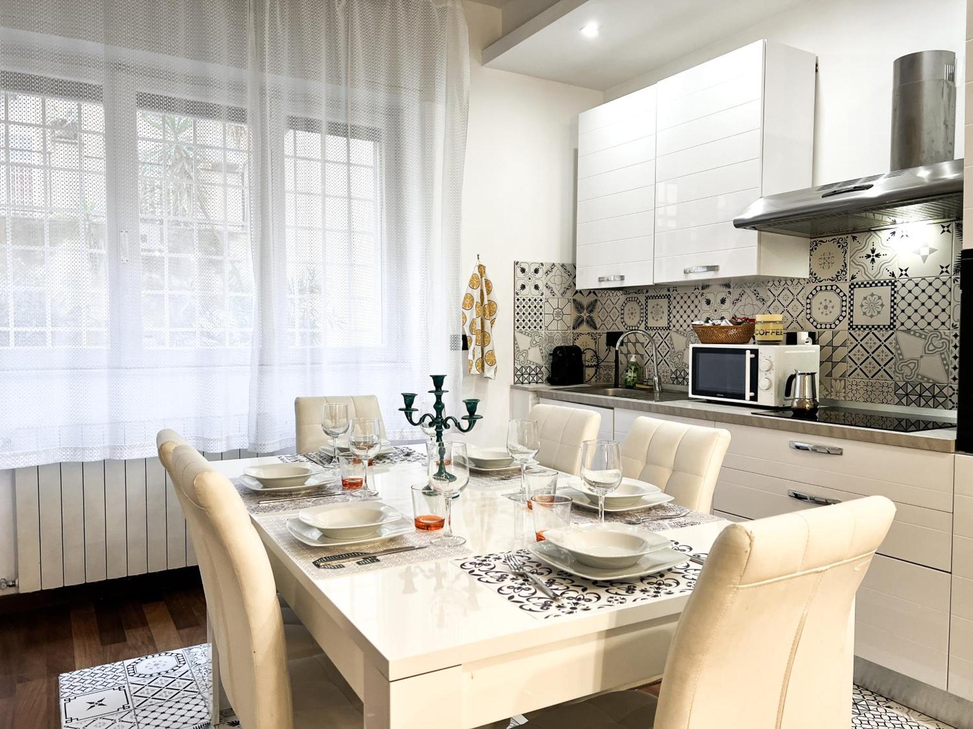 Unique House - 3 Bedrooms & 2 Bathrooms With 4 Beds - 100 Meters To The Metro A Roma Esterno foto