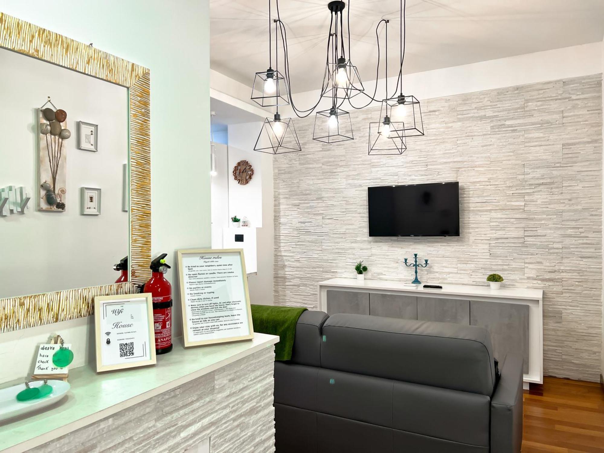 Unique House - 3 Bedrooms & 2 Bathrooms With 4 Beds - 100 Meters To The Metro A Roma Esterno foto